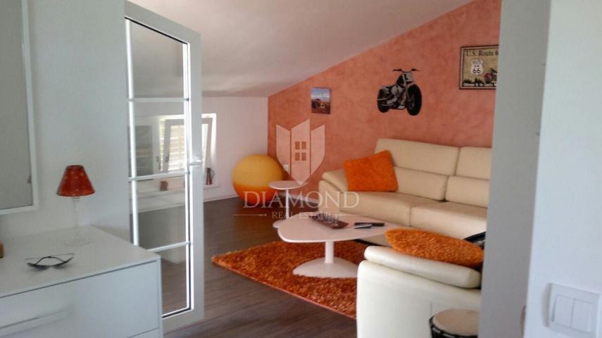 Rovinj, apartment with a terrace within walking distance of the city center