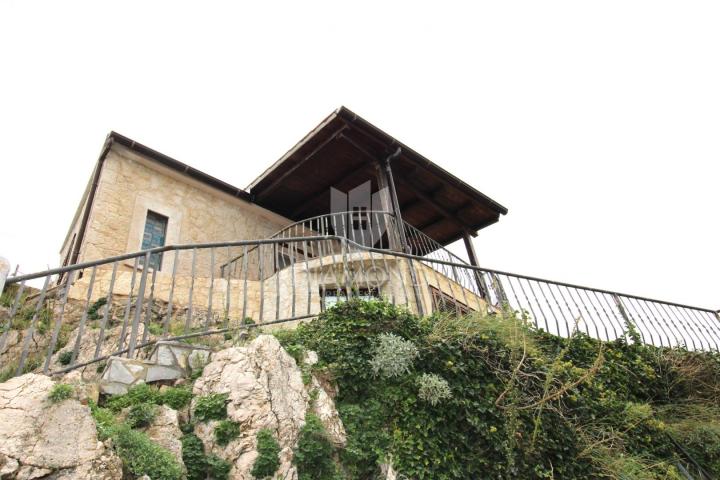 House Vrbnik, 100m2