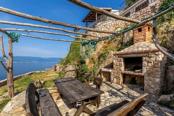 Kuća Vrbnik, 100m2