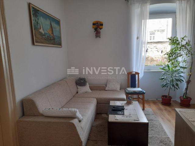 Pula Center, Furnished Apartment on the First Floor