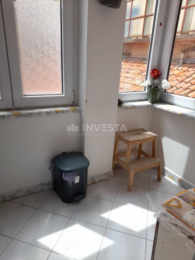 Pula Center, Furnished Apartment on the First Floor