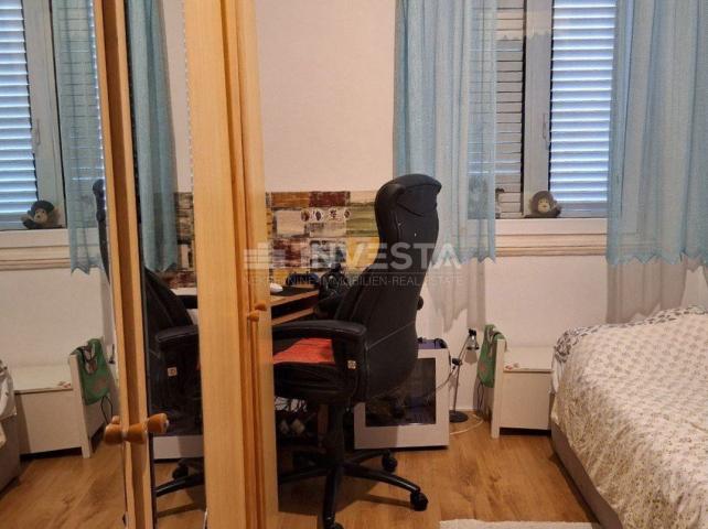 Pula Zentrum, Eingebautes Apartment im Ersten Stock