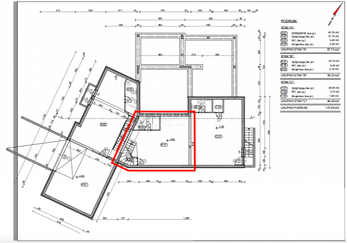 Opatija, Pobri – Luxuriöse dreistöckige Wohnung mit Garten und Swimmingpool zu vermieten (A)