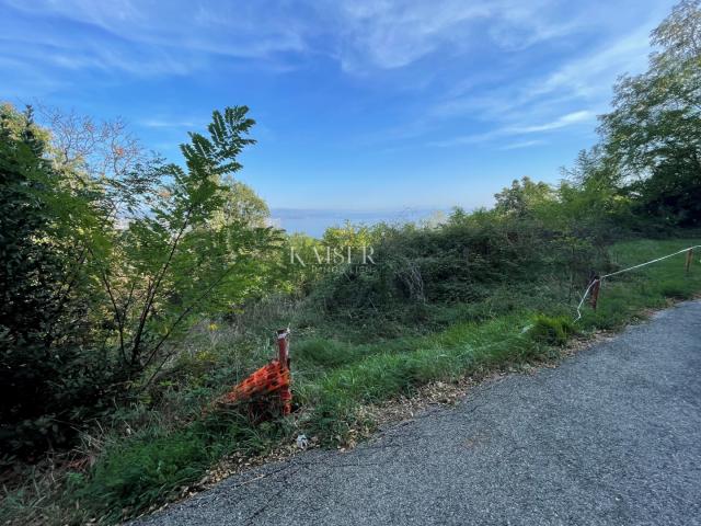 Matulji – Baugrundstück mit Panoramablick auf die Kvarner-Bucht