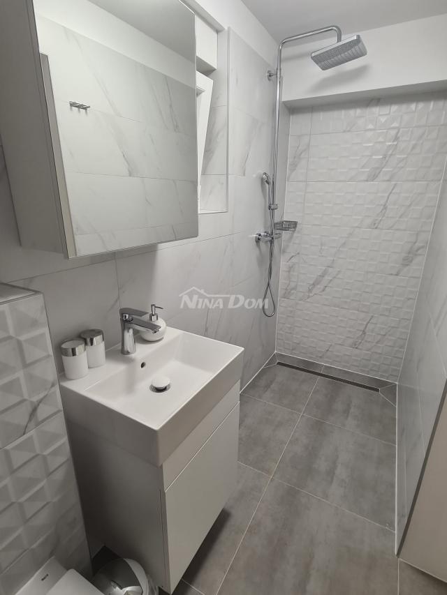 Apartman visoko prizemlje 58. 66 m2. 