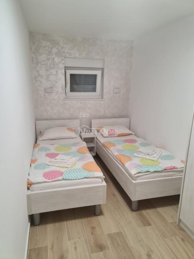 Apartman visoko prizemlje 58. 66 m2. 