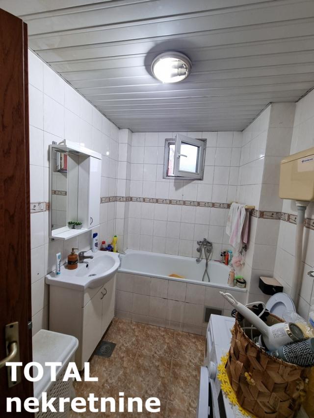 3. 5 Troiposoban stan NOVI SAD, 185400€