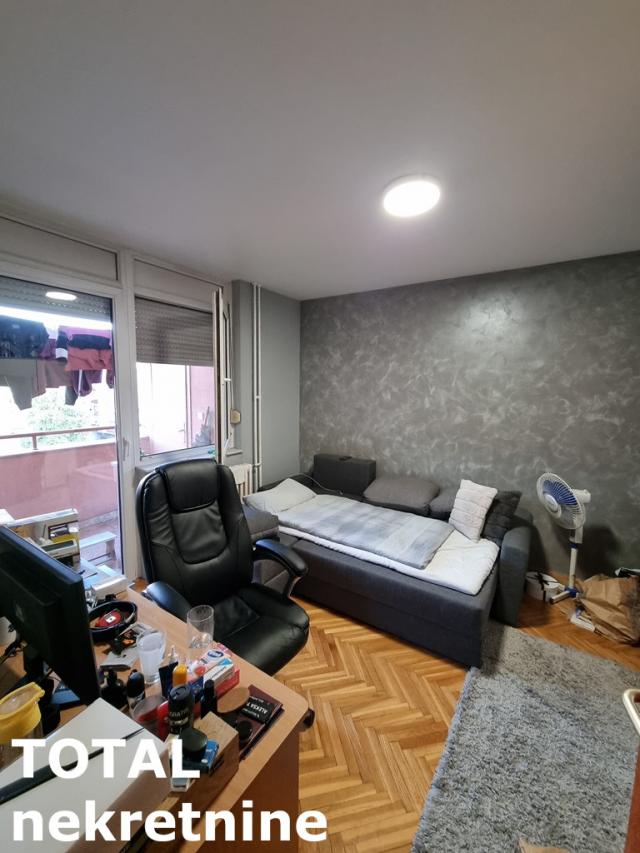 3. 5 Troiposoban stan NOVI SAD, 185400€