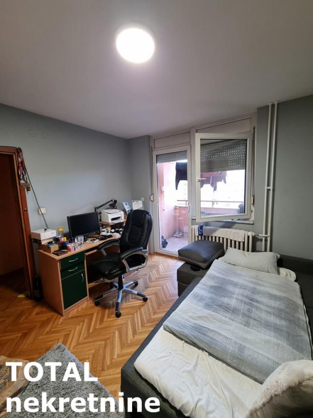 3. 5 Troiposoban stan NOVI SAD, 185400€