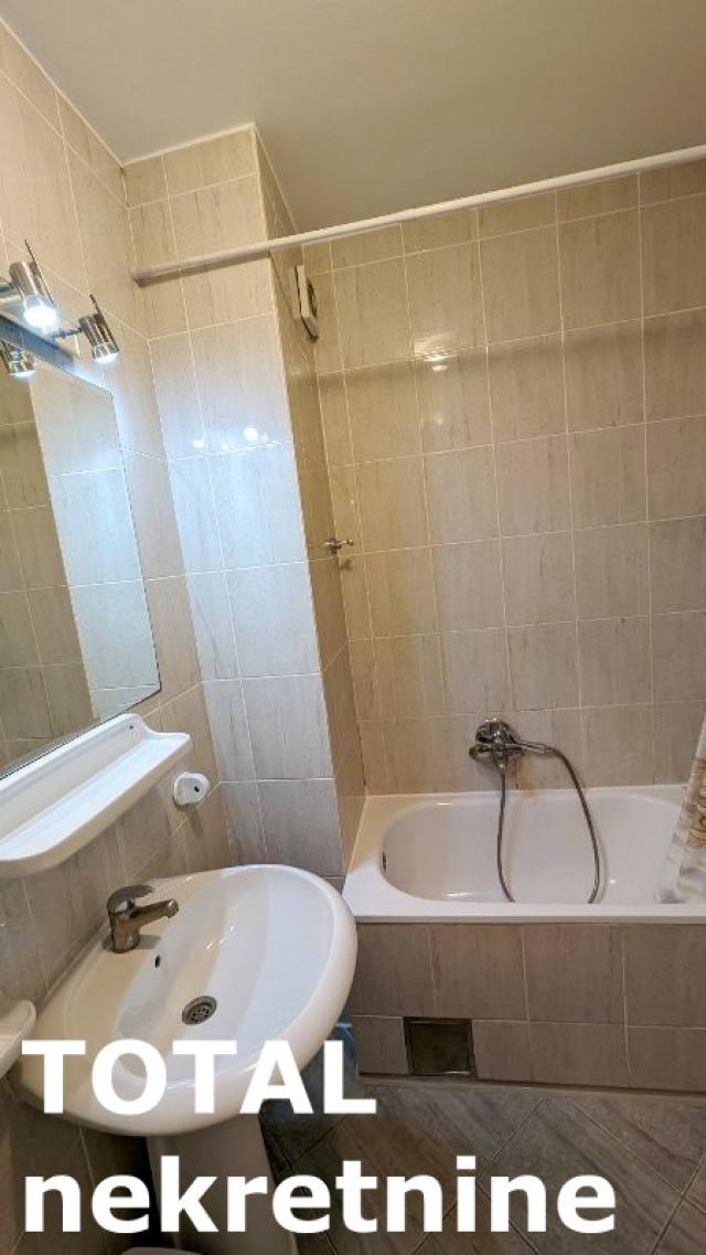 3 Trosoban stan NOVI SAD, 183300€