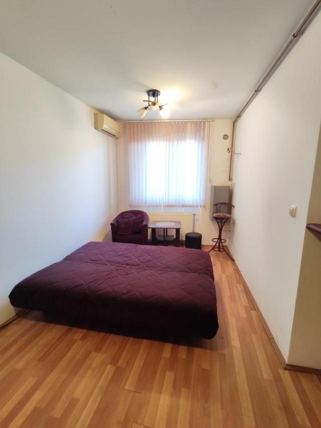 Studio apartment near the Faculty of Education