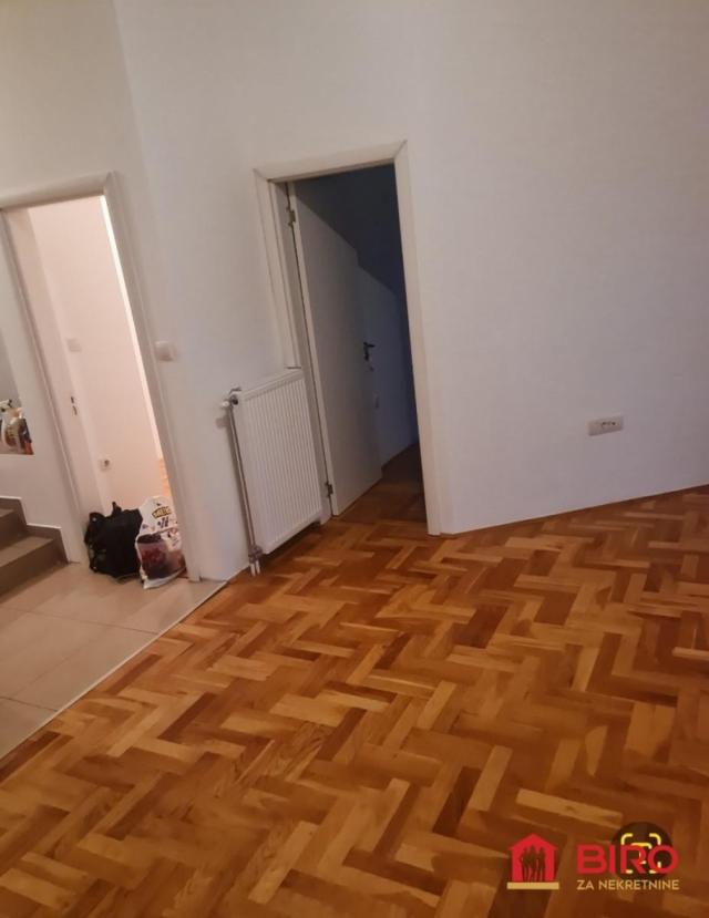 NOVI SAD - TELEP - DVOIPOSOBAN STAN - 52 m2