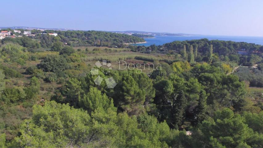 Land Premantura, Medulin, 3.019m2