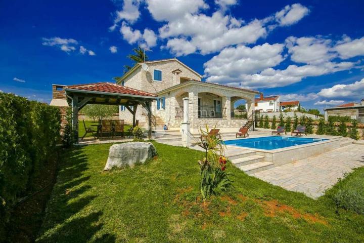 Toll Villa mit Pool bei POREČ, ISTRIEN