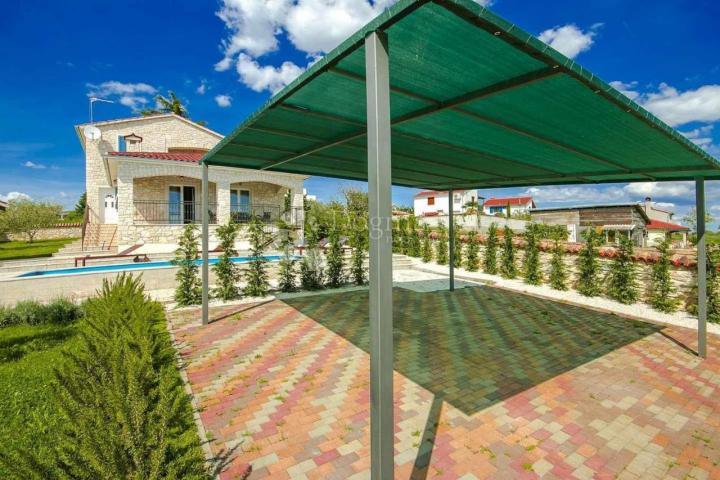 Toll Villa mit Pool bei POREČ, ISTRIEN