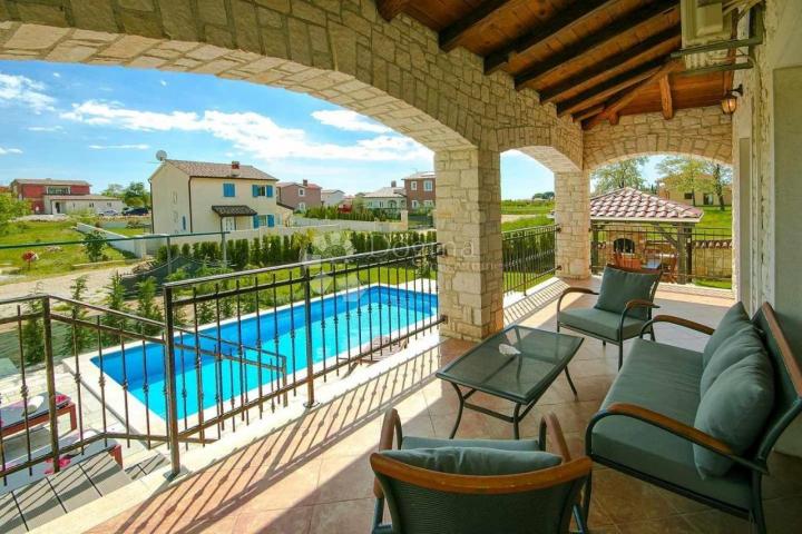 Toll Villa mit Pool bei POREČ, ISTRIEN