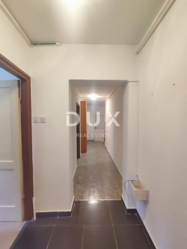 ISTRIA, PULA - 2BR+DB apartment on the 3rd floor of the building