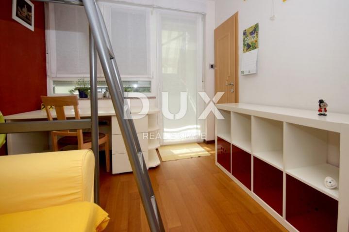 ISTRIA, PULA - Fully furnished 2BR+DB apartment 61m2 in the wider part of the city center with parki