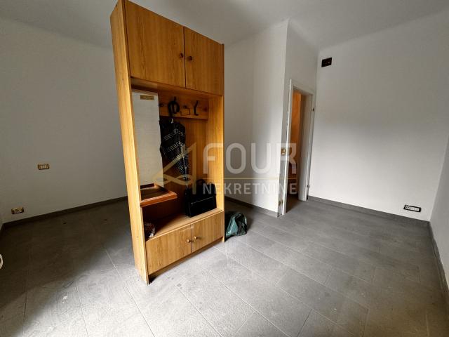 Flat Lovran, 74,79m2