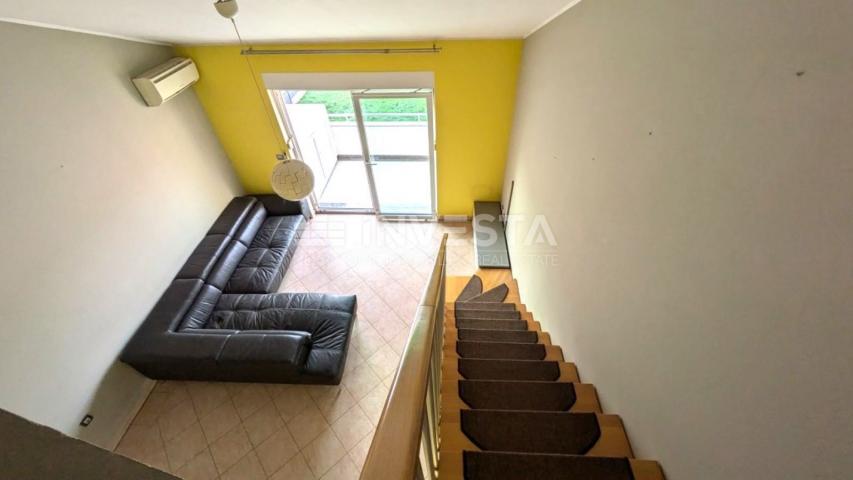 Pula, Gregovica duplex apartment with two parking spaces.