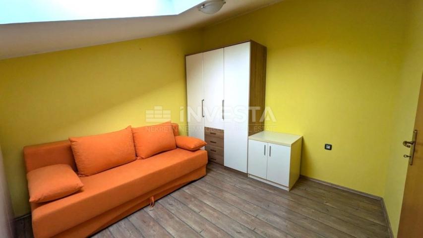 Pula, Gregovica duplex apartment with two parking spaces.