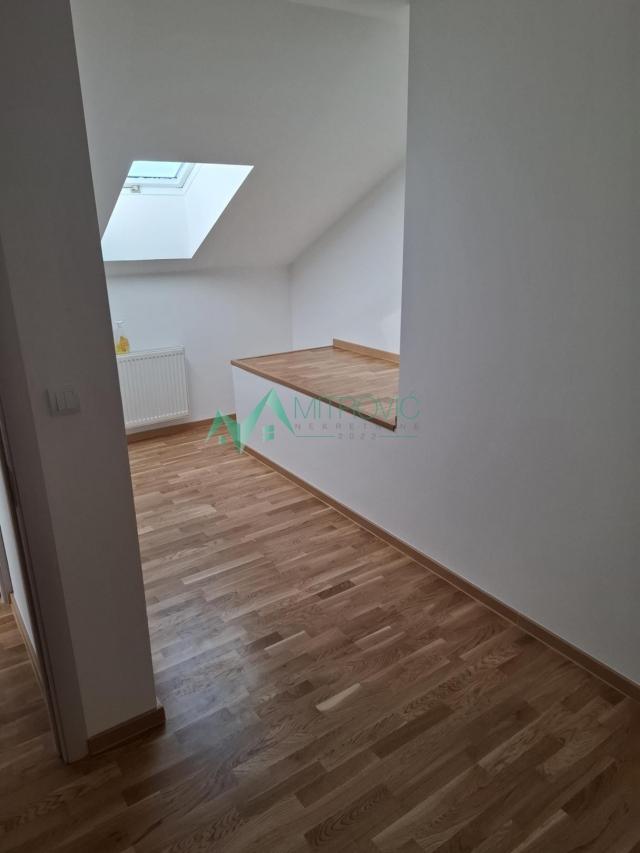 Novi Sad, Nova Detelinara - Duplex, kompletno renoviran. 