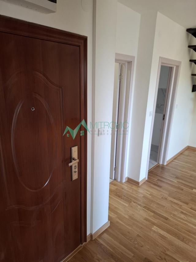 Novi Sad, Nova Detelinara - Duplex, kompletno renoviran. 