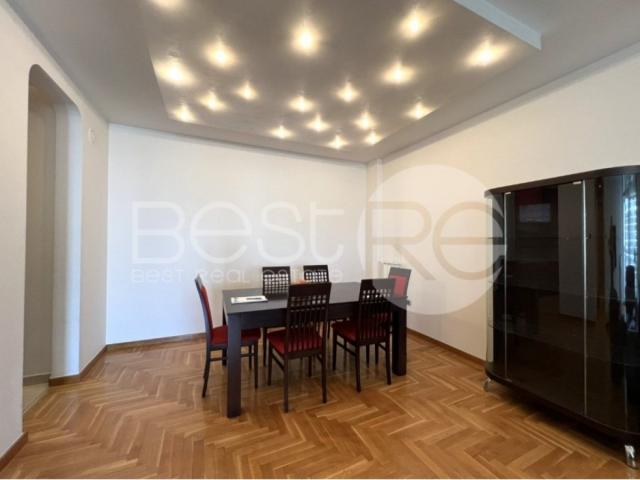 Excellent two-bedroom apartment on Antifasisticke borbe Str.