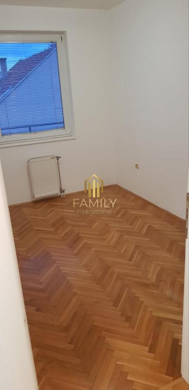 1. 5 stan na Sajmištu, 35m2 , PET FRIENDLY + Garaža ( 50e)