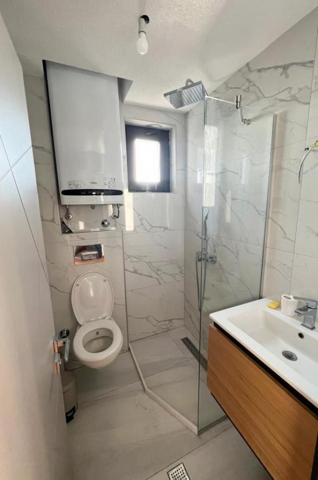 Luksuzni penthouse sa 2 spavaće sobe i pogledom na more, Sveti Stefan