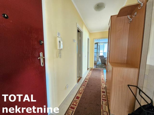 4 Četvorosoban stan NOVI SAD, 175100€