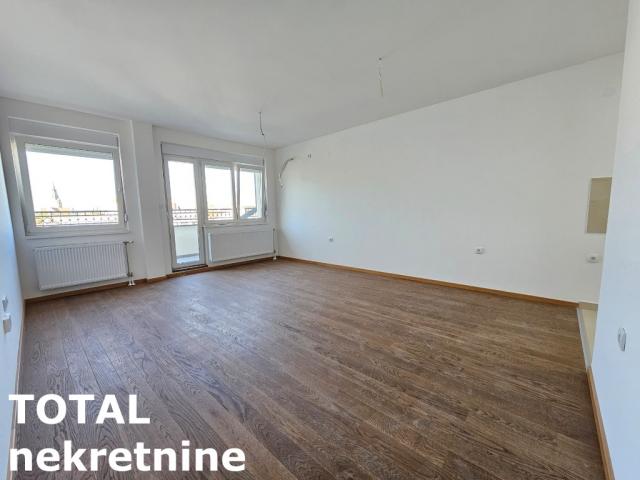 2 Dvosoban stan NOVI SAD, 130500€