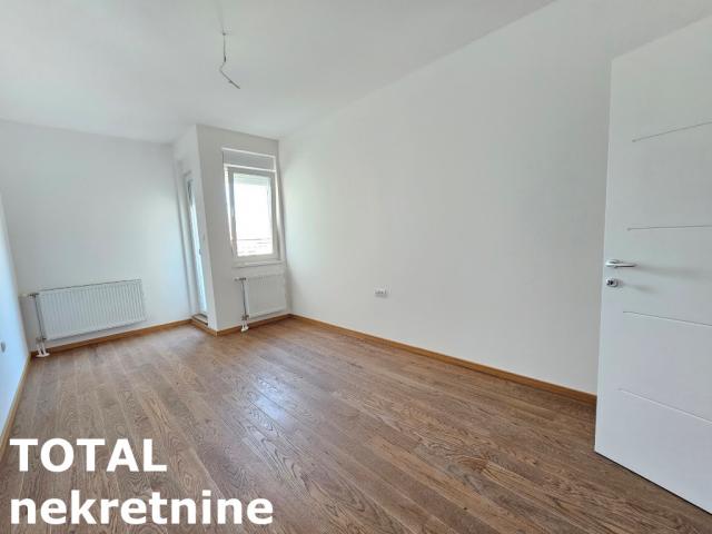 2 Dvosoban stan NOVI SAD, 130500€