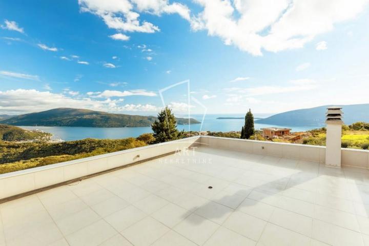 Herceg Novi, luksuzna kuća modernog dizajna, mereno 220m2 ID#9147