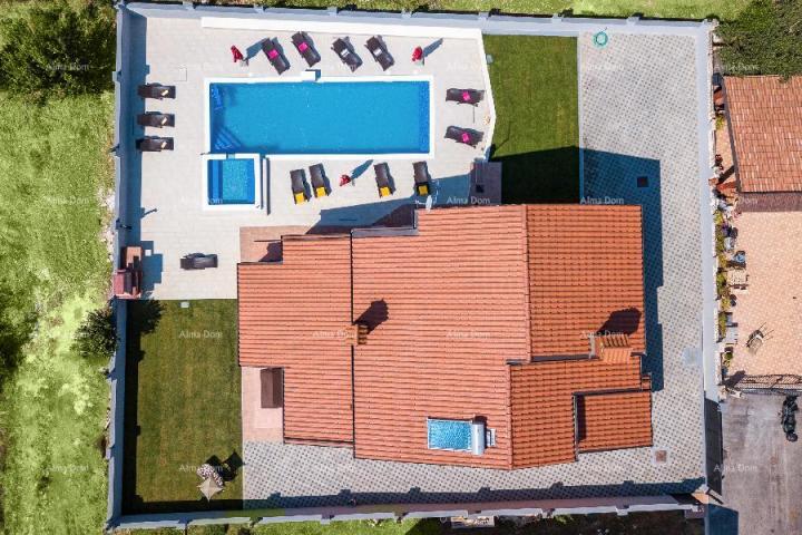 Haus Hause mit Pool und Jacuzzi!