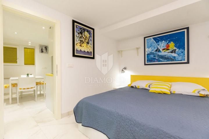 Rovinj, stari grad, apartman u prizemlju s terasom