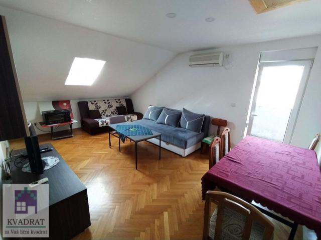 Garsonjera 26 m², IV sprat, Vrnjačka Banja – 45 000 € (NAMEŠTENO)