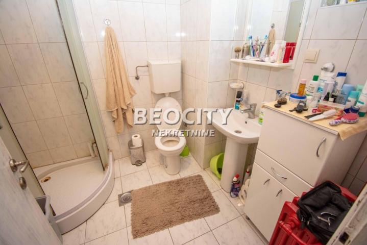 Voždovac, Šumice, Vladimira Tomanovića, 2. 0, 67m2, 185000EUR