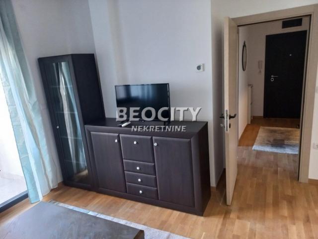 Novi Sad, Socijalno, Lukijana Mušickog, 1. 5, 44m2, 550EUR