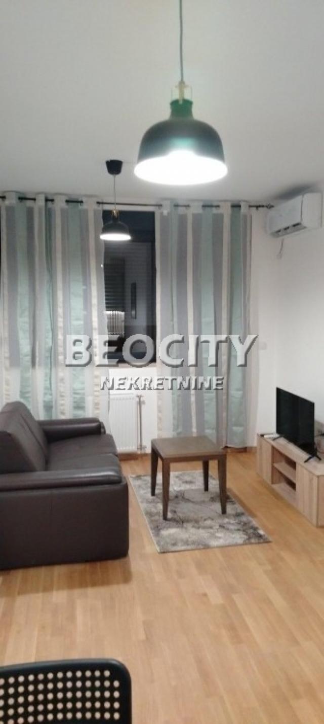 Novi Sad, Socijalno, Lukijana Mušickog, 1. 5, 44m2, 550EUR