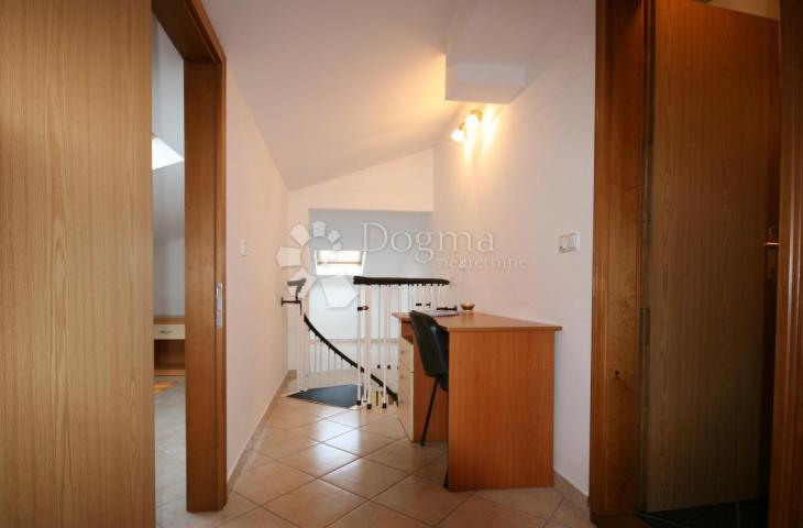 Wohnung Rovinj, 81m2