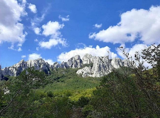 KUĆA OAZA MIRA U SRCU PARKA PRIRODE SJEVERNI VELEBIT