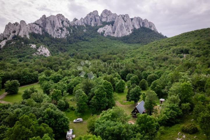 KUĆA OAZA MIRA U SRCU PARKA PRIRODE SJEVERNI VELEBIT