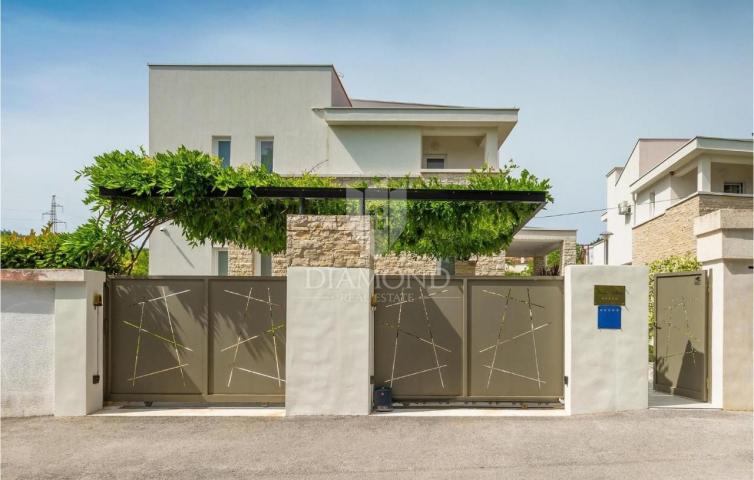 House Rovinj, 300m2