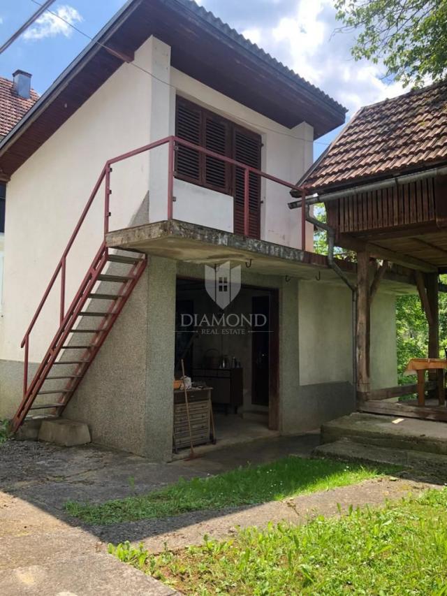 A large house in Lukovdol, near Vrbovsko