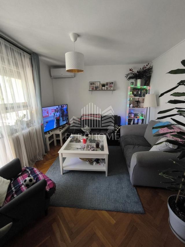 Wohnung Budenec, Sesvete, 56m2