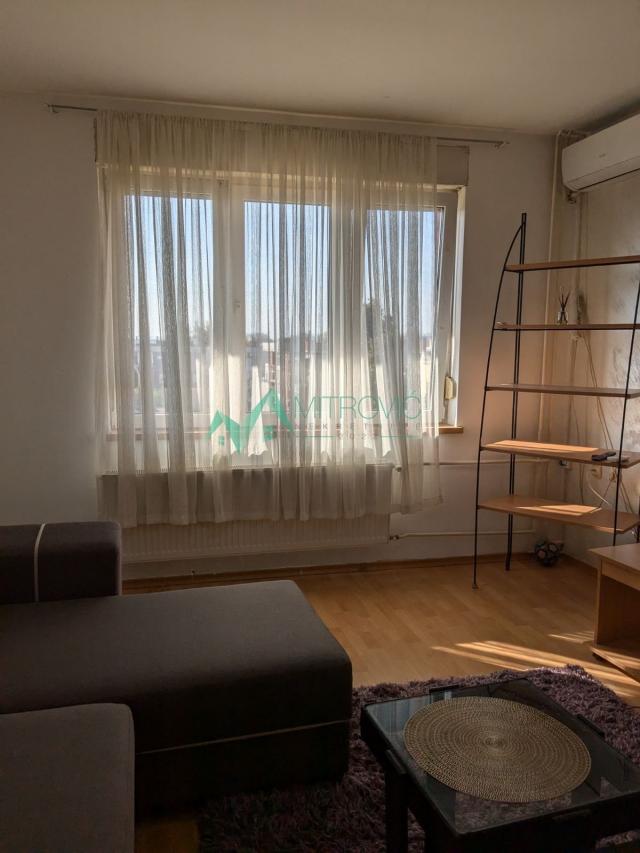 Izdavanje, Stan, 51m2 , Detelinara