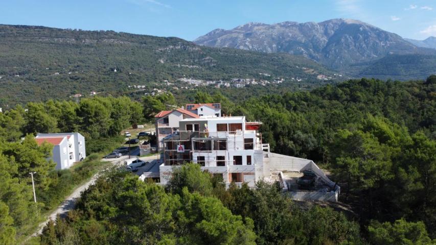 Two-Bedroom Apartment of 90 m2 for Sale in Prime Residence, Tivat