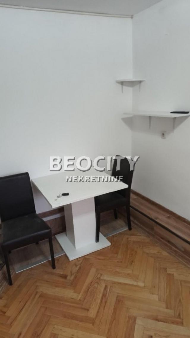 Zemun, Novi grad, Filipa Kljajića, 2. 5, 40m2, 320EUR