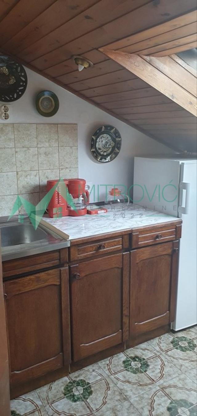 Izdavanje, Stan, 46m2 , Centar